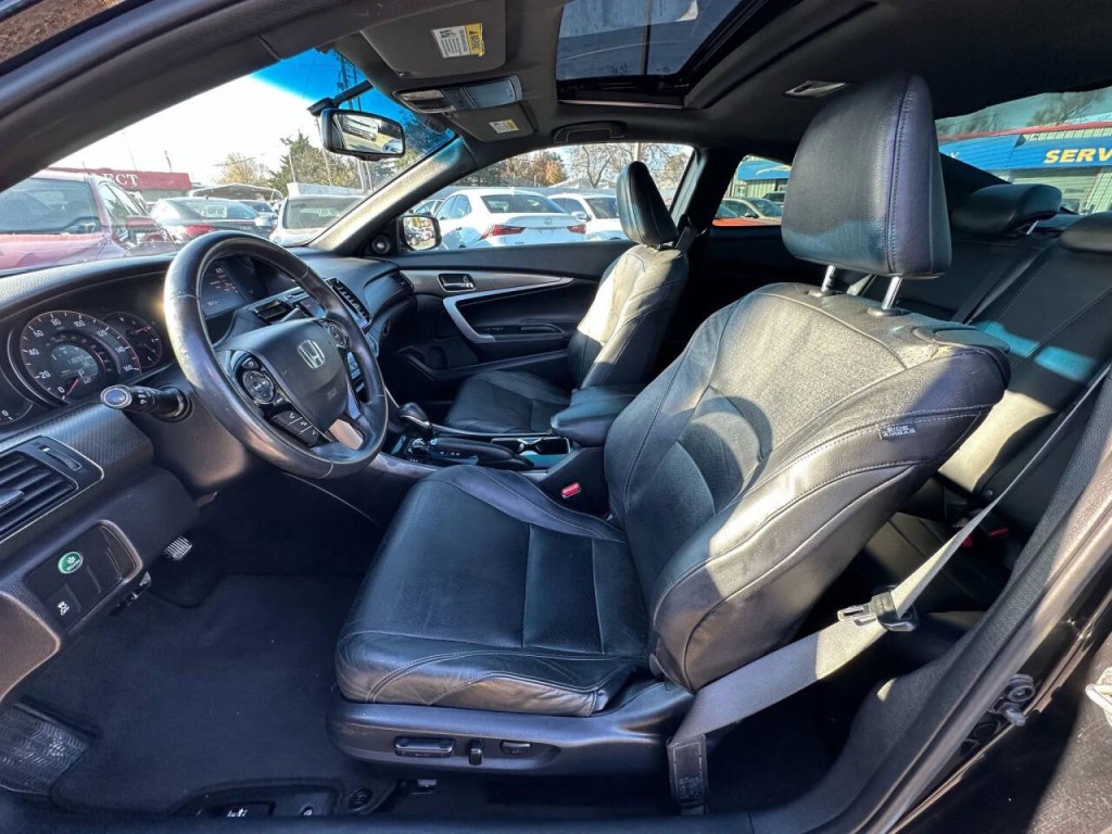 2017 Honda Accord Image 10