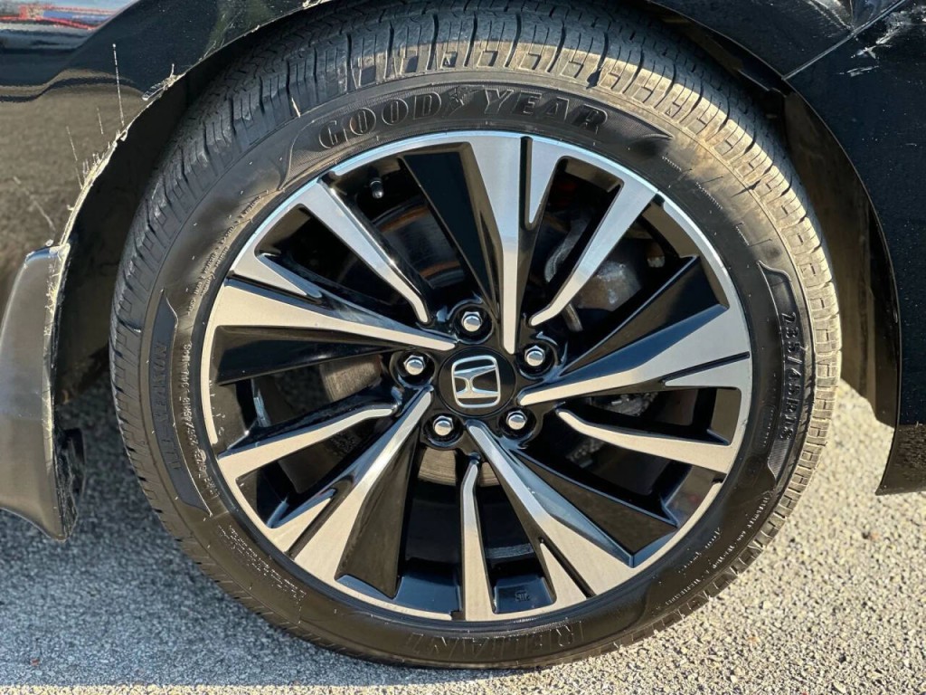 2017 Honda Accord Image 20