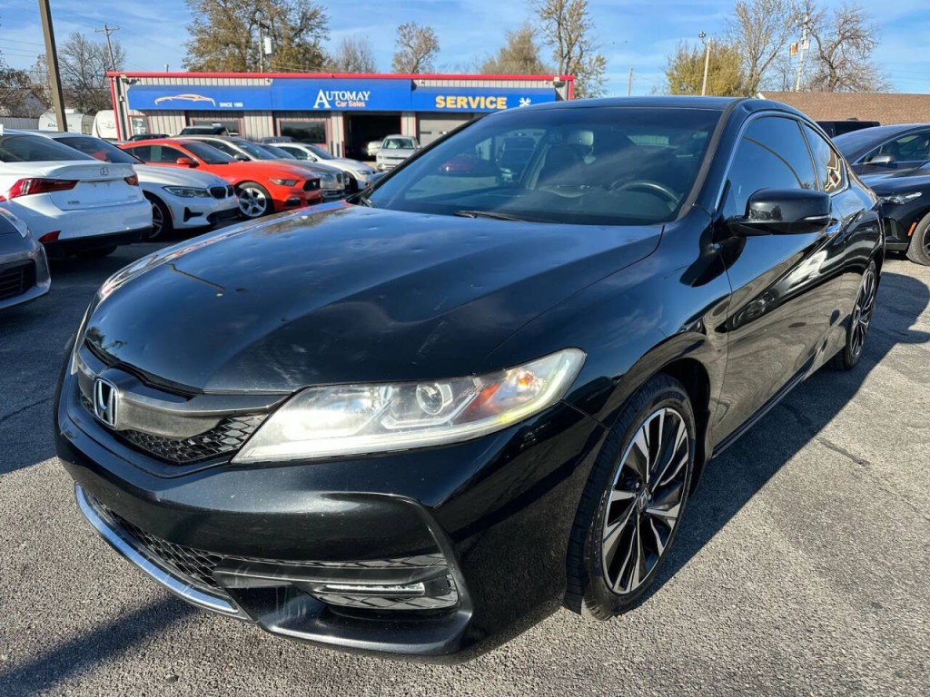 2017 Honda Accord Image 24