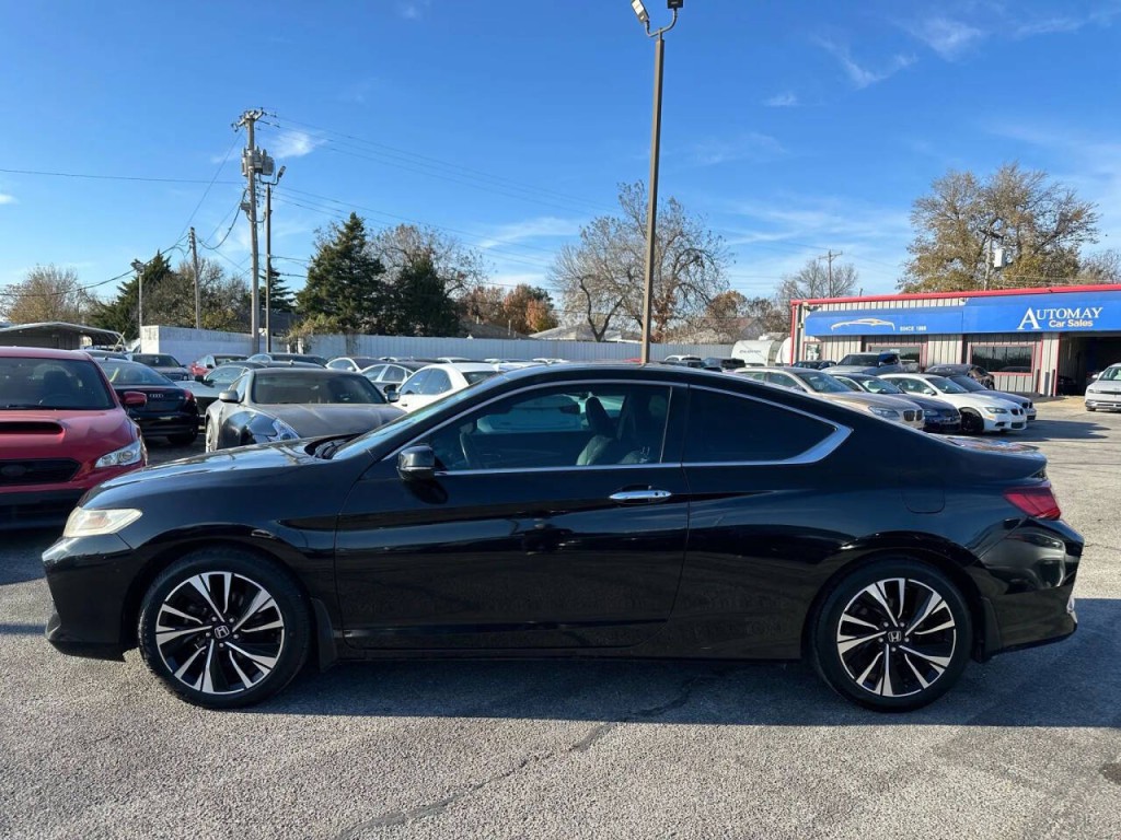 2017 Honda Accord Image 31