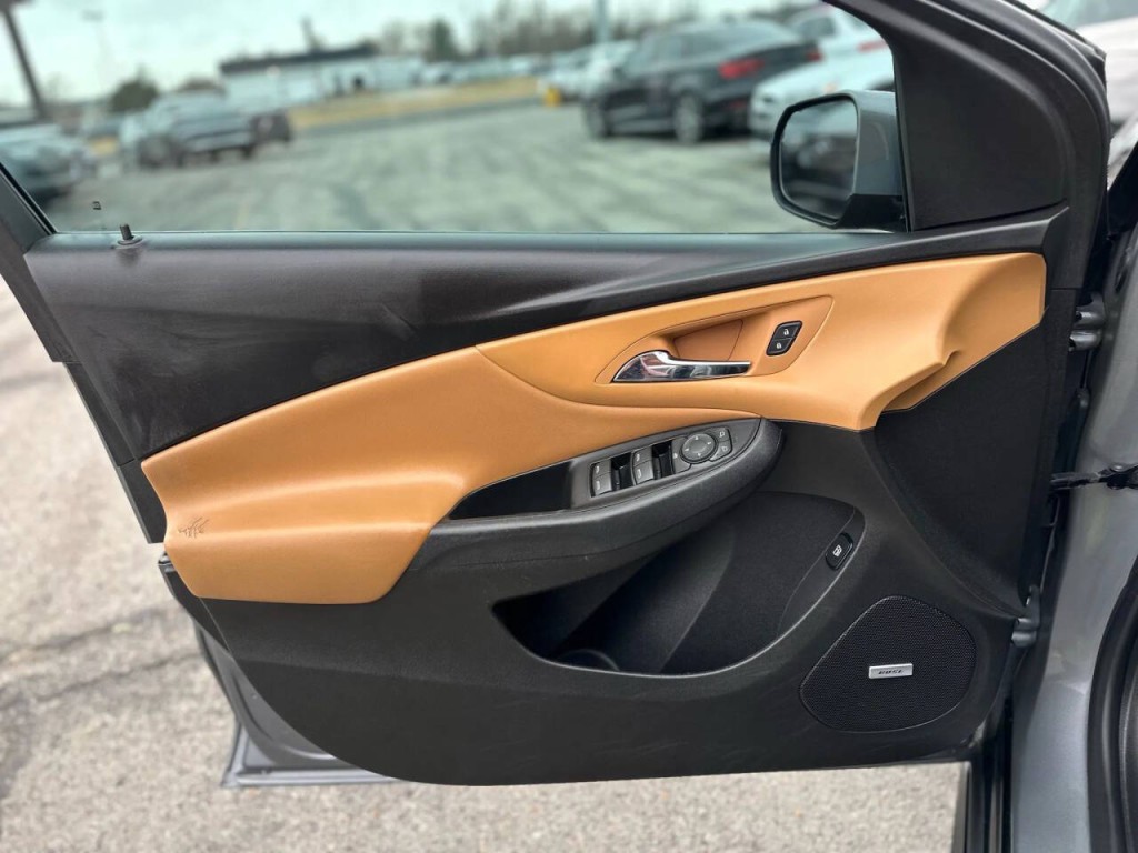 2018 Chevrolet Volt Image 19