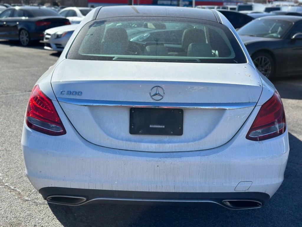 2018 Mercedes-Benz C-Class Image 7