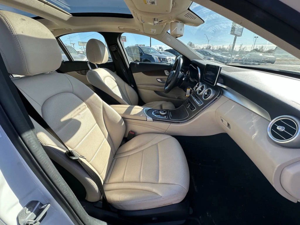2018 Mercedes-Benz C-Class Image 13