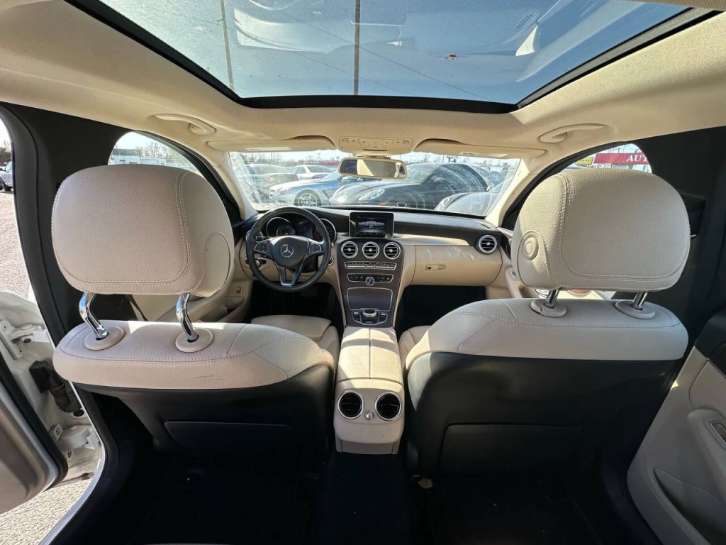 2018 Mercedes-Benz C-Class Image 15