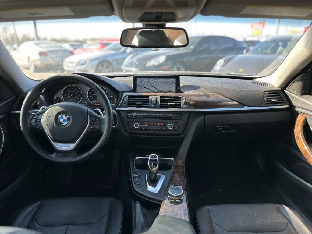 2015 BMW 4 Series Image 12