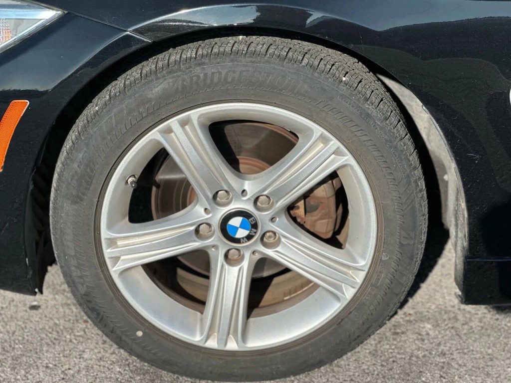 2015 BMW 4 Series Image 25