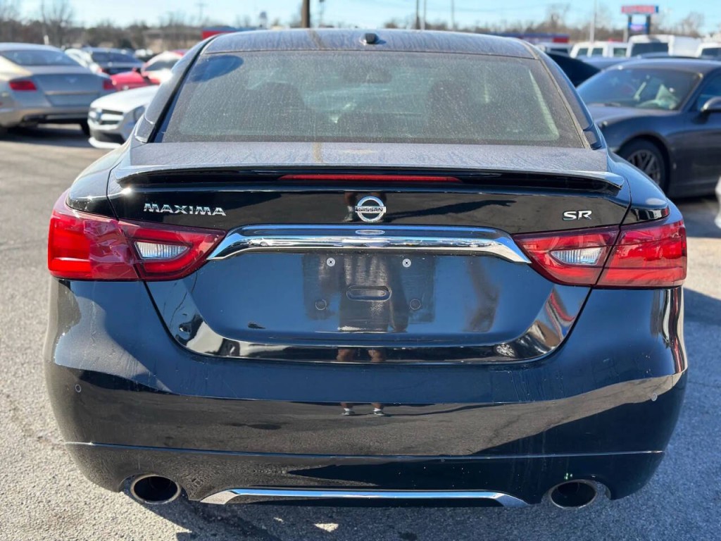 2017 Nissan Maxima Image 7
