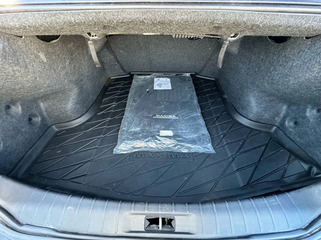 2017 Nissan Maxima Image 18