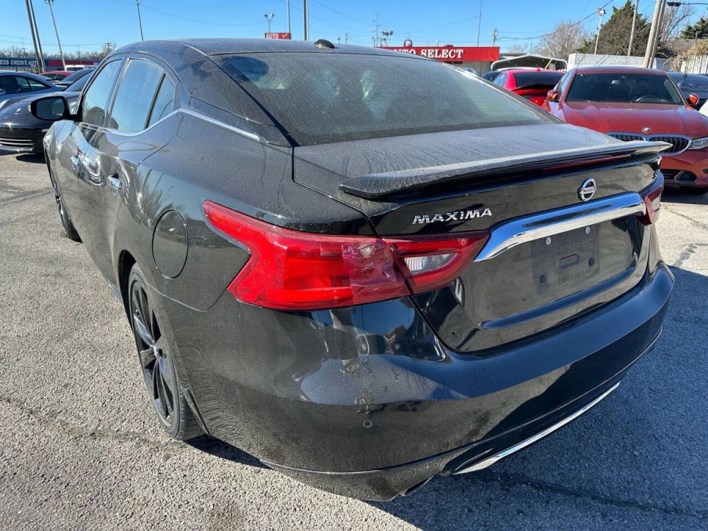 2017 Nissan Maxima Image 34
