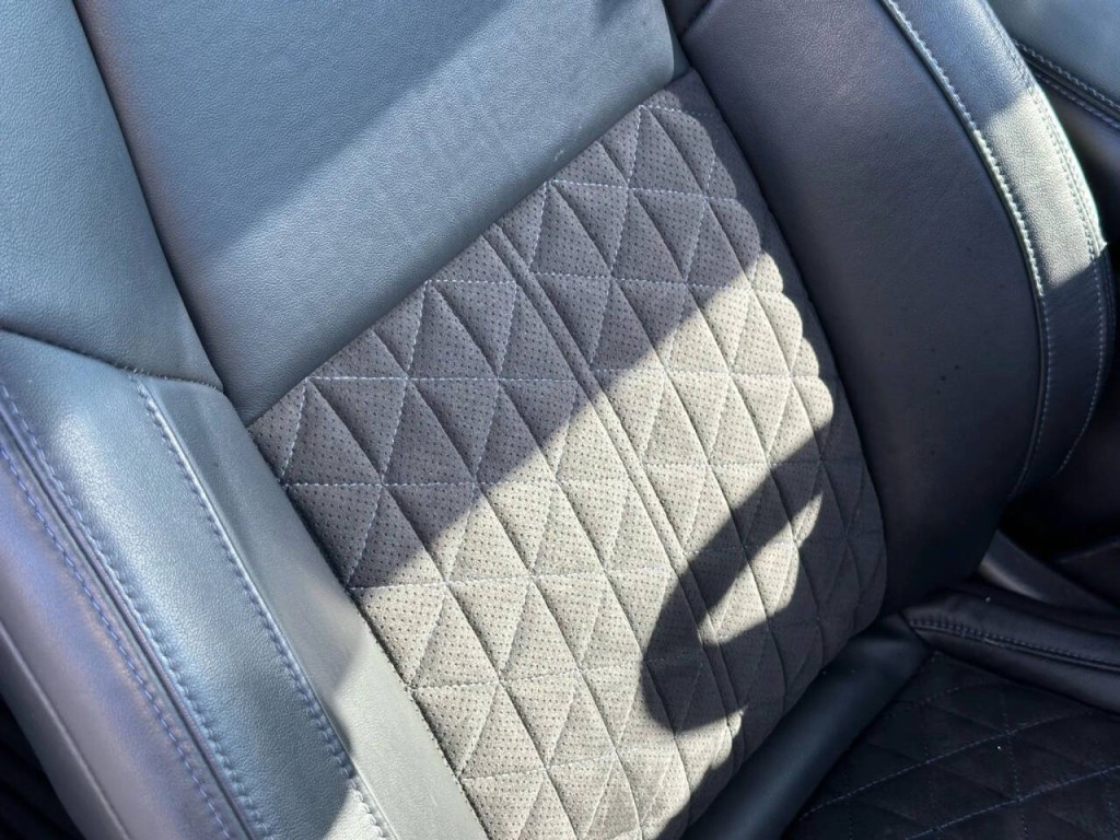 2017 Nissan Maxima Image 37