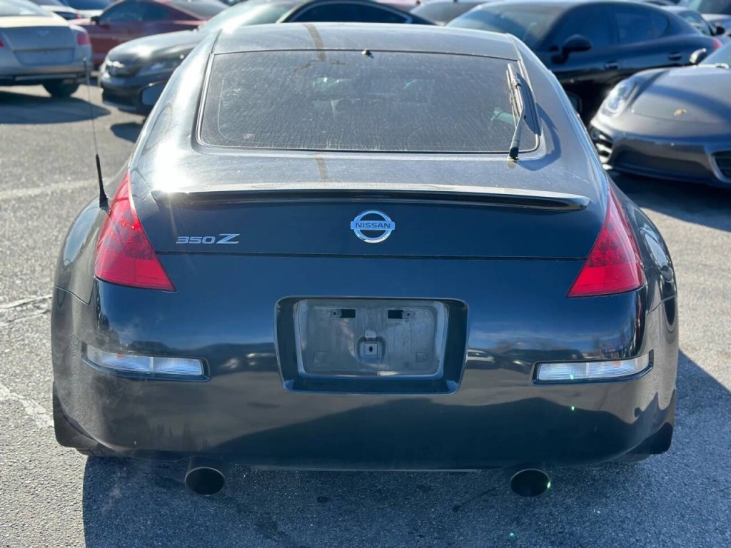 2007 Nissan 350Z Image 7