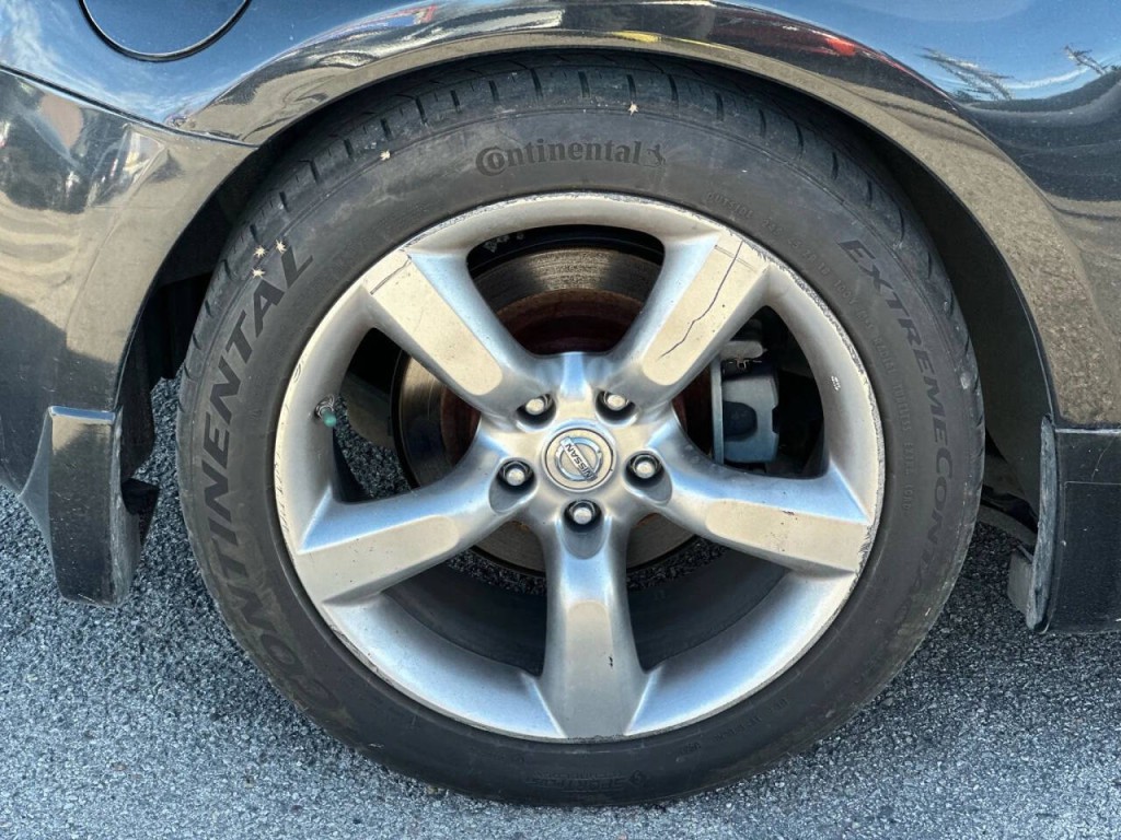 2007 Nissan 350Z Image 15