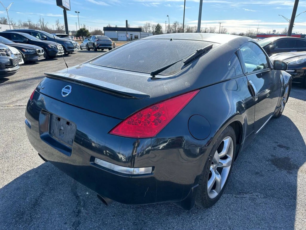 2007 Nissan 350Z Image 21