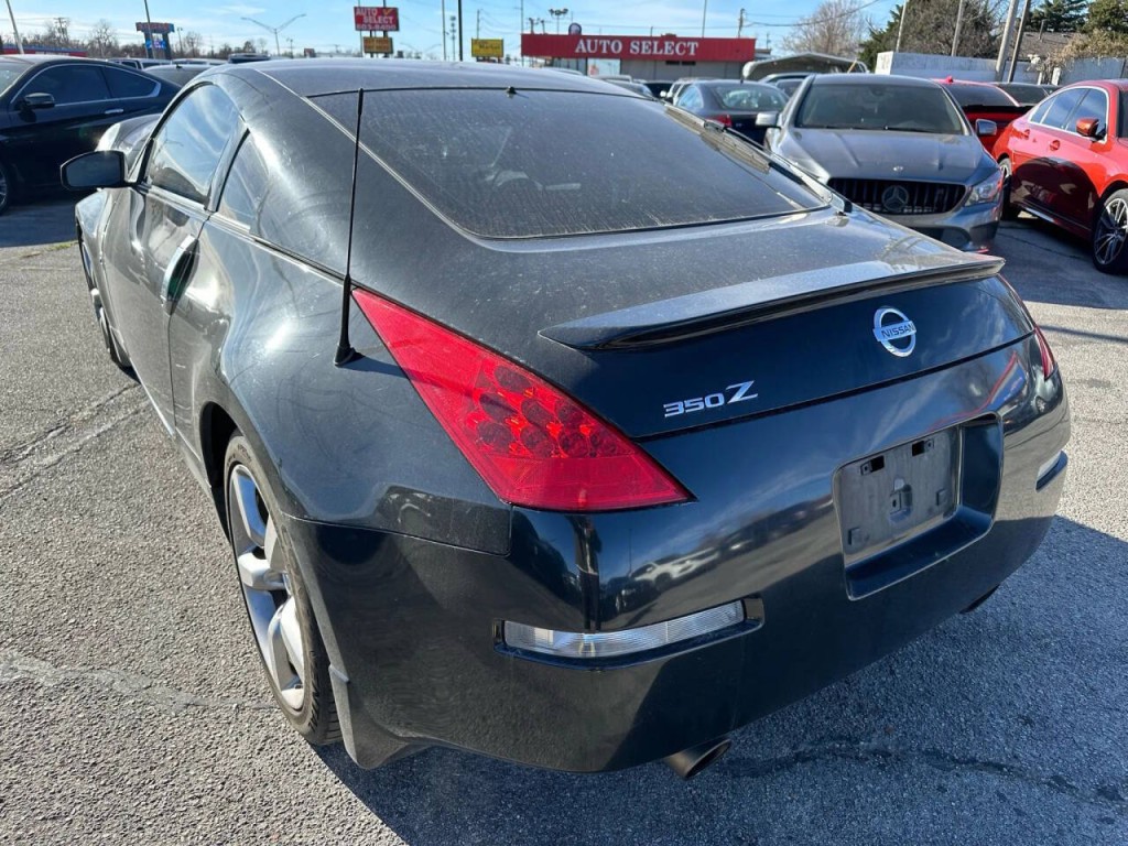 2007 Nissan 350Z Image 23