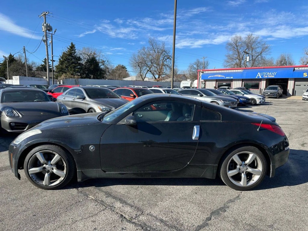 2007 Nissan 350Z Image 24