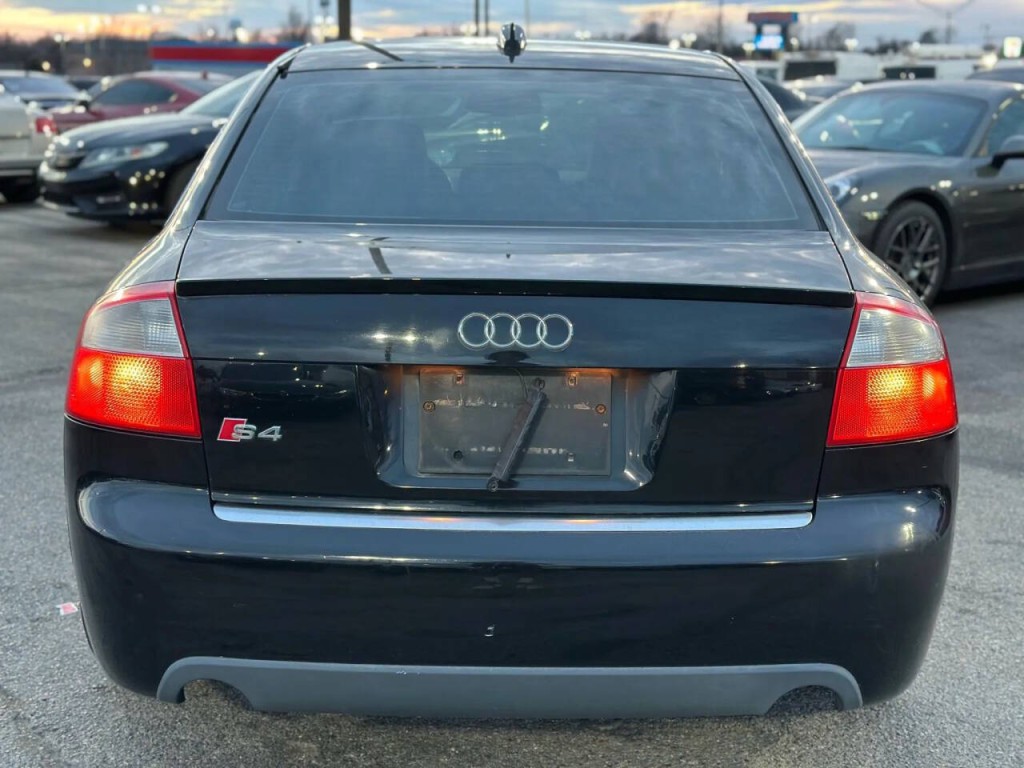 2004 Audi S4 Image 7