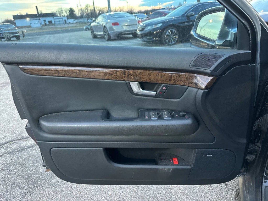 2004 Audi S4 Image 19