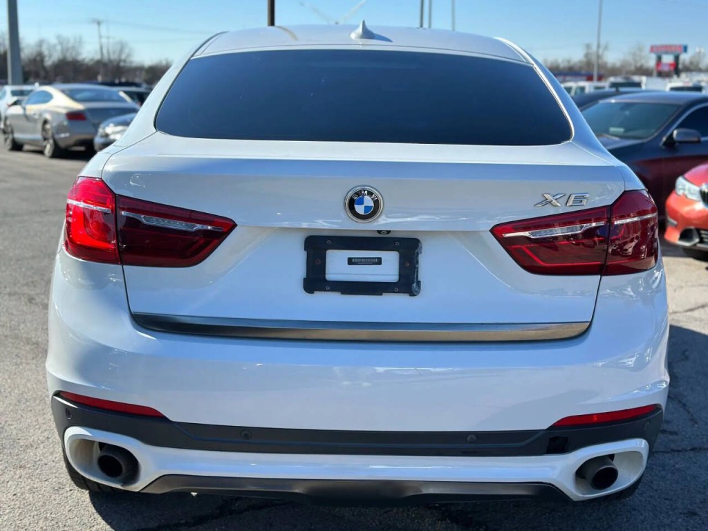 2015 BMW X6 Image 7