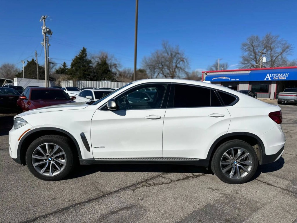 2015 BMW X6 Image 9