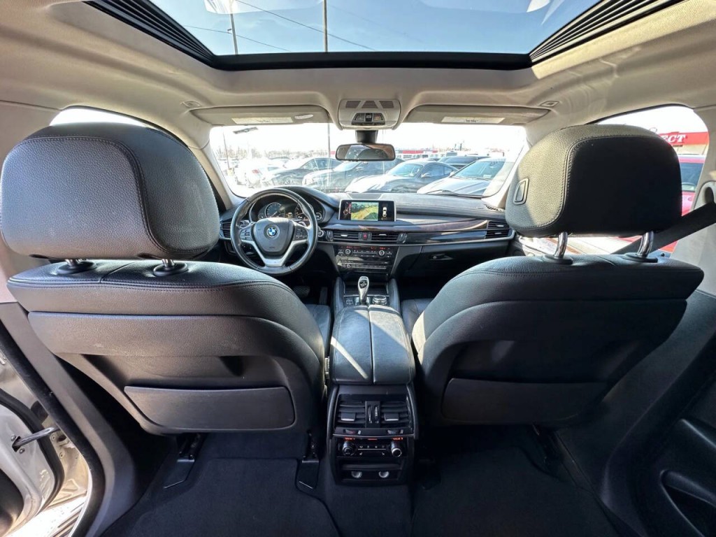 2015 BMW X6 Image 15