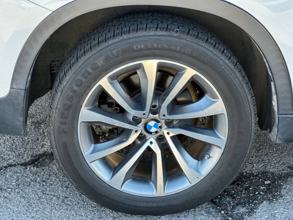 2015 BMW X6 Image 23