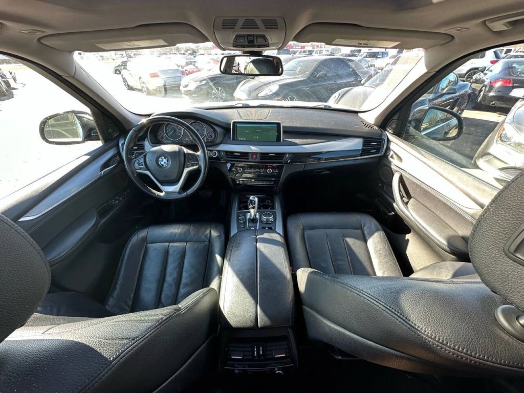 2015 BMW X5 Image 2