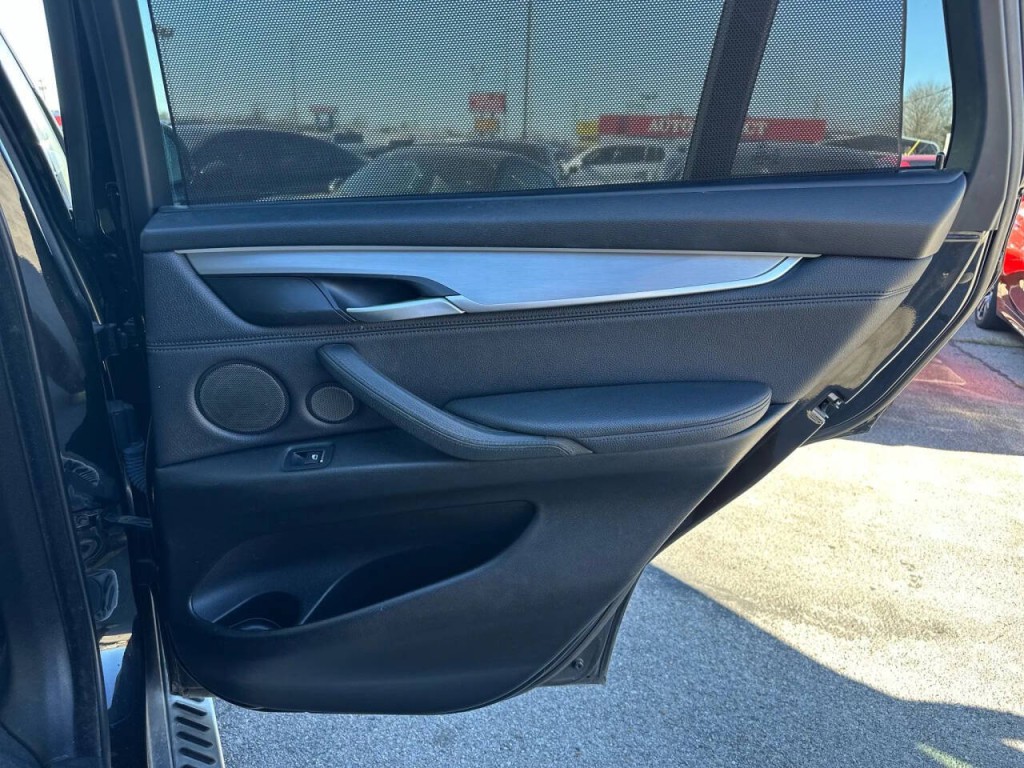 2015 BMW X5 Image 24