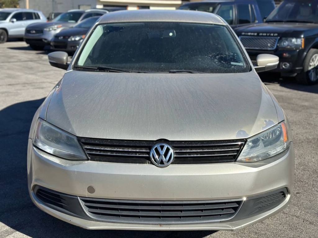 2013 Volkswagen Jetta Image 3