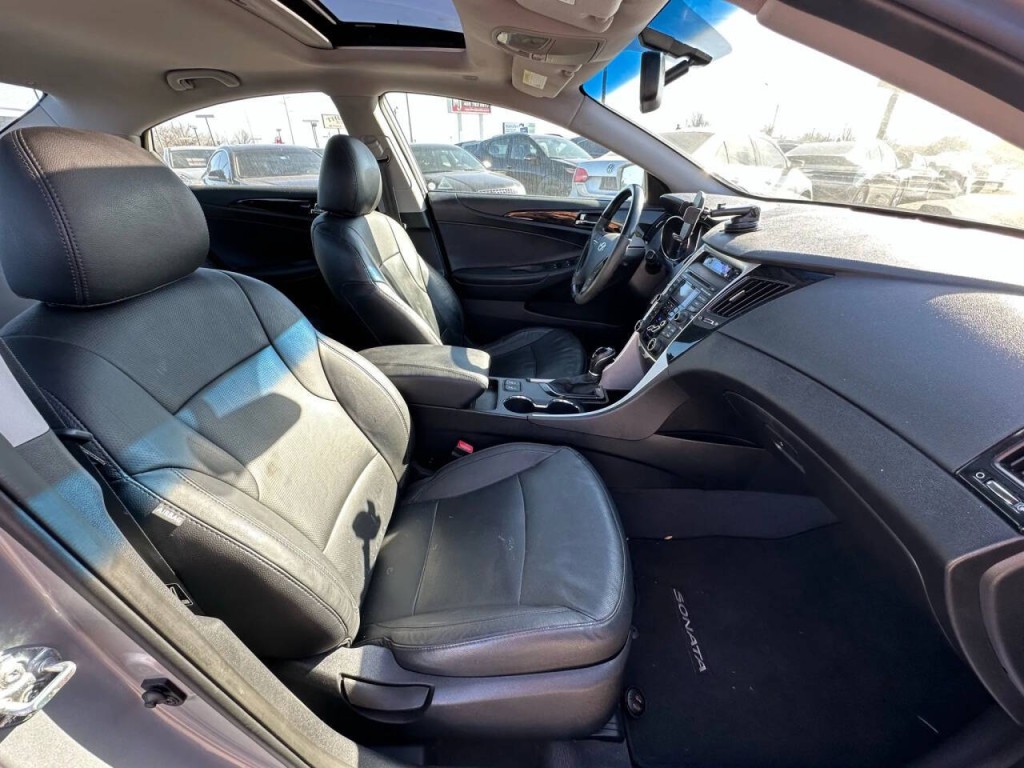 2013 Hyundai Sonata Image 13