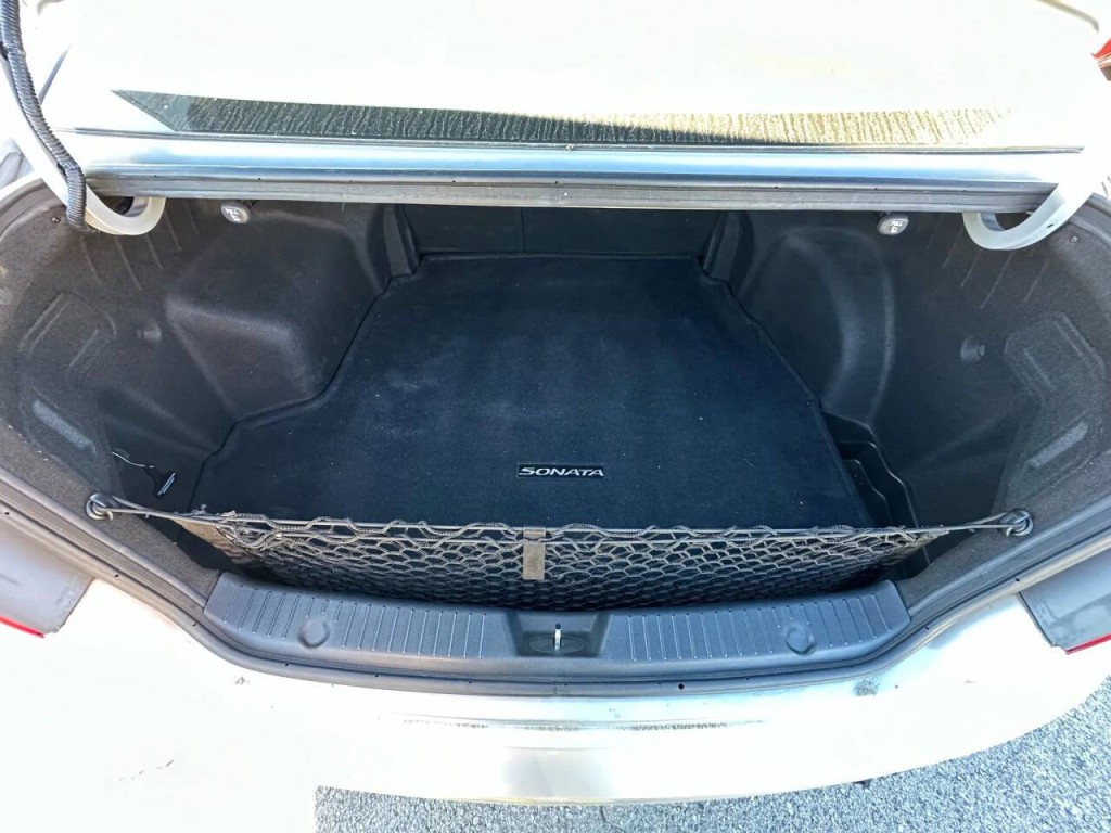 2013 Hyundai Sonata Image 18