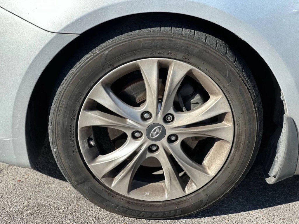 2013 Hyundai Sonata Image 25