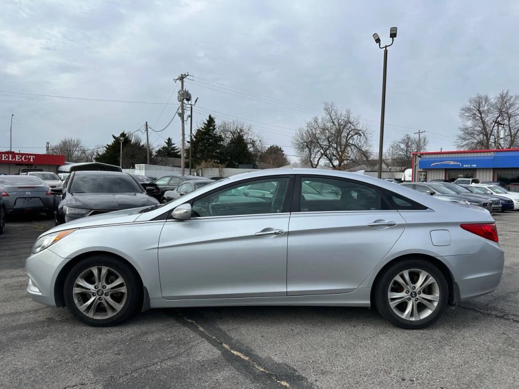 2013 Hyundai Sonata Image 40