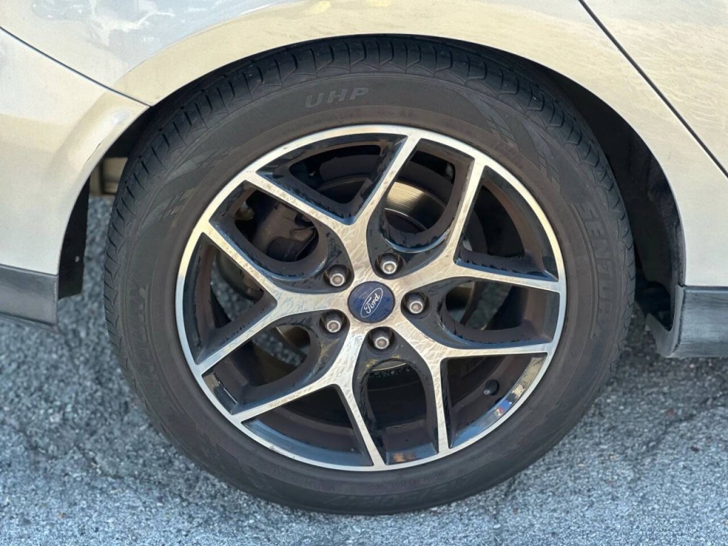 2018 Ford Focus Image 25