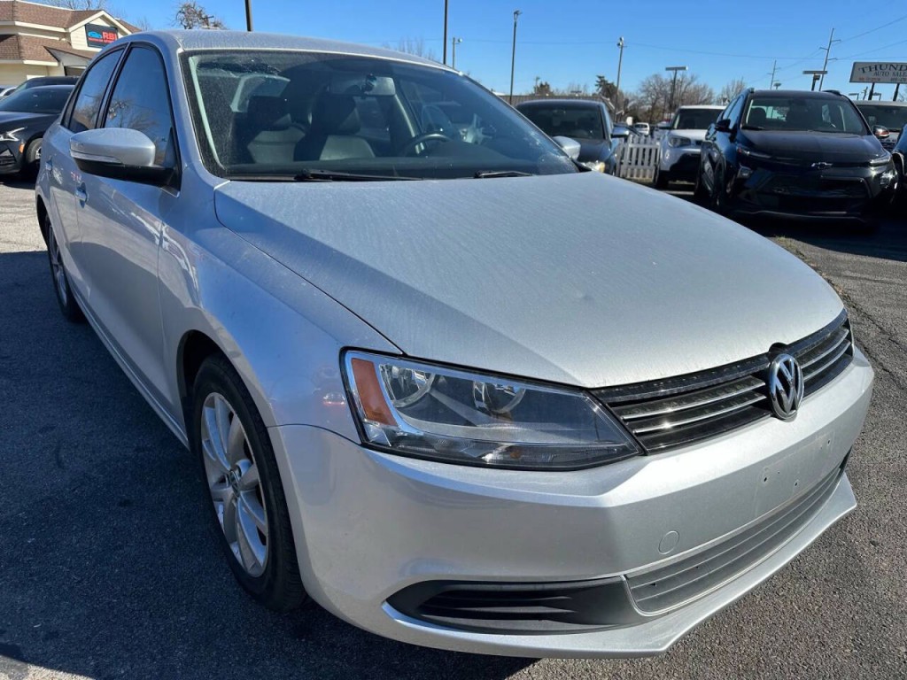 2013 Volkswagen Jetta Image 30