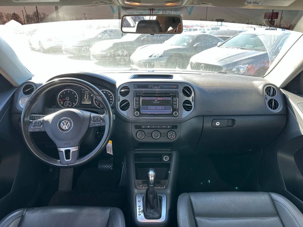 2013 Volkswagen Tiguan Image 12