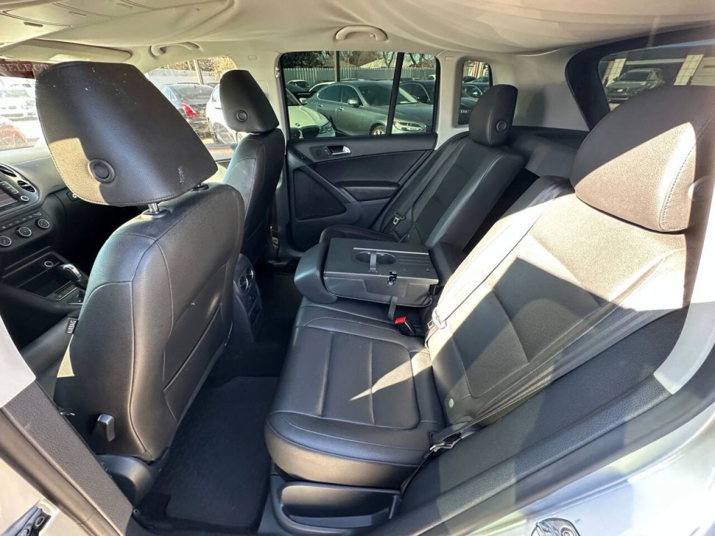 2013 Volkswagen Tiguan Image 17