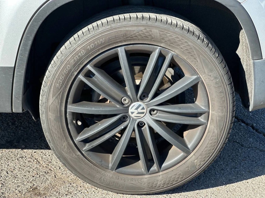 2013 Volkswagen Tiguan Image 25