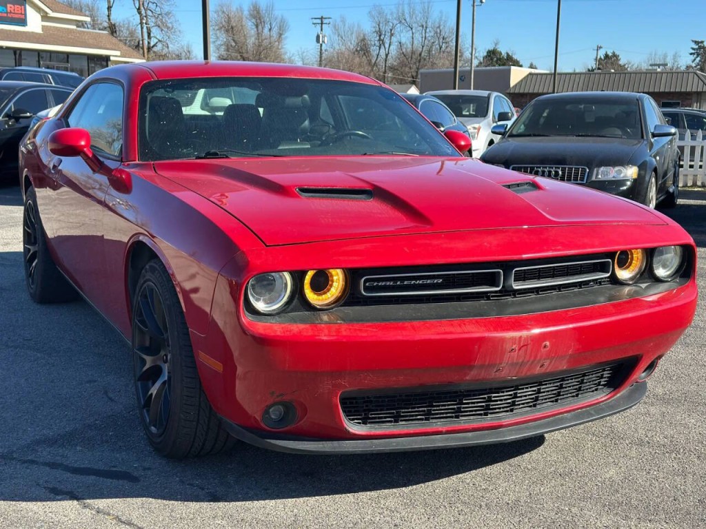 2015 Dodge Challenger Image 3