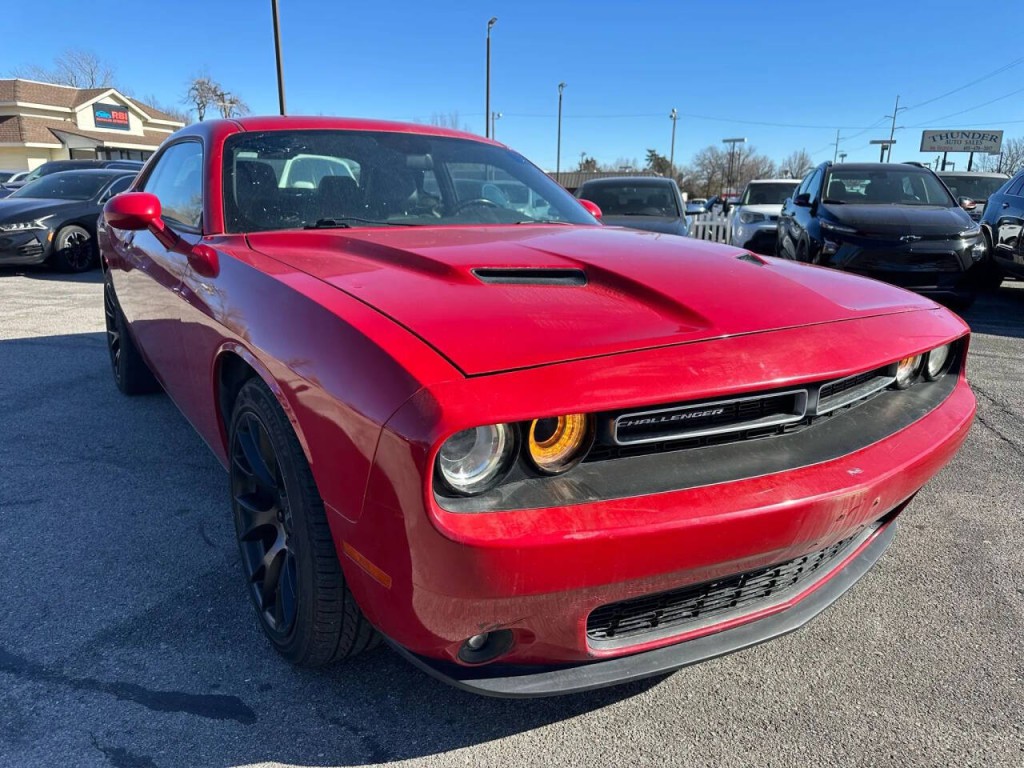 2015 Dodge Challenger Image 22