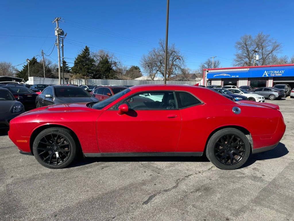 2015 Dodge Challenger Image 27