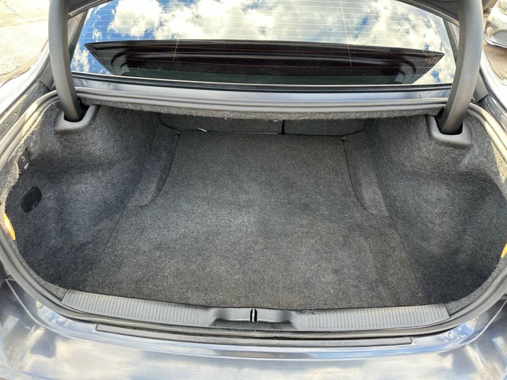 2019 Dodge Charger Image 18