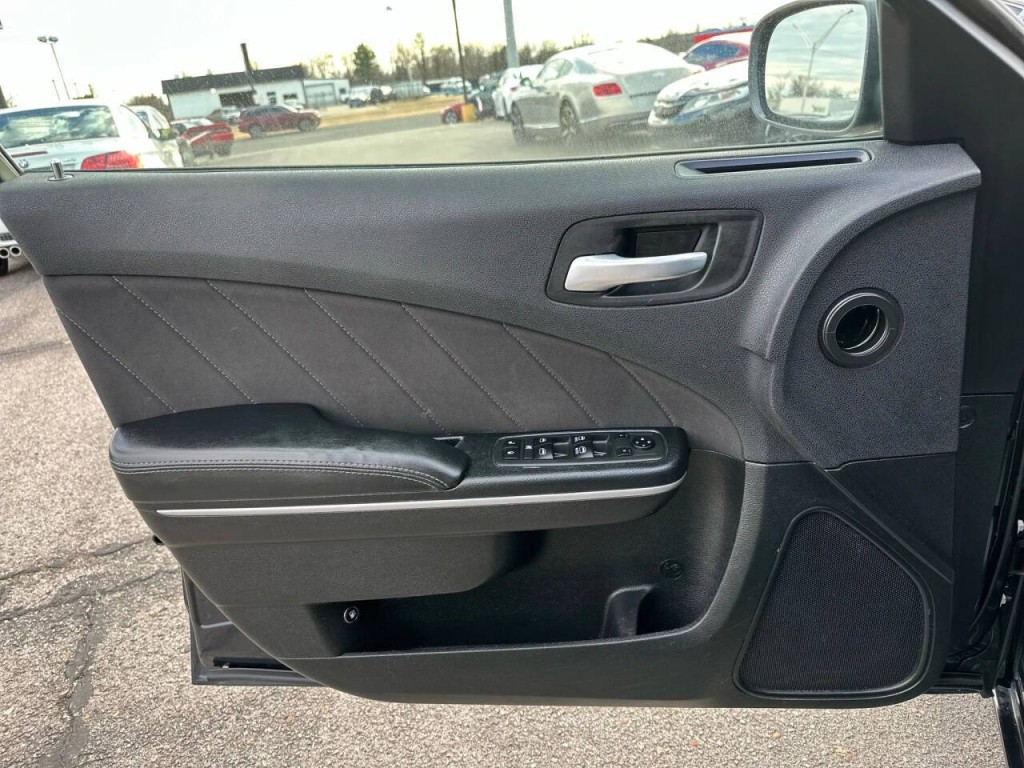 2019 Dodge Charger Image 20