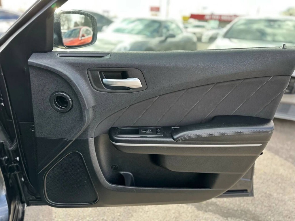 2019 Dodge Charger Image 22
