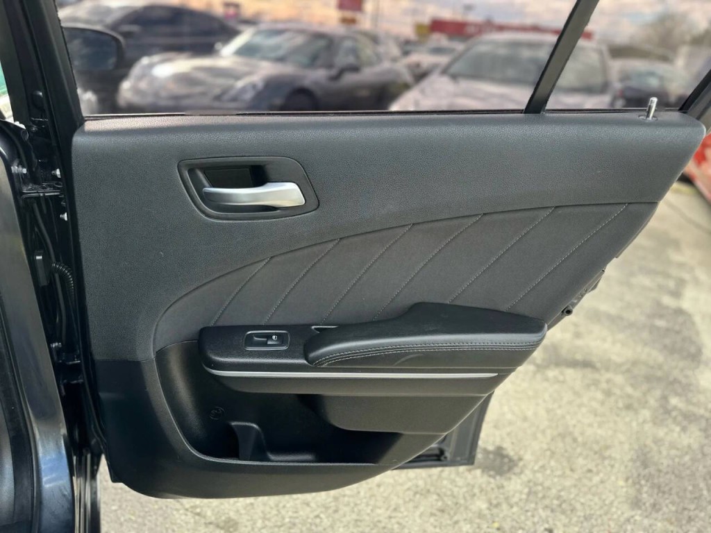 2019 Dodge Charger Image 23