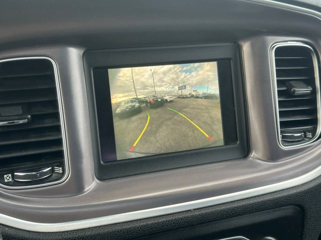 2019 Dodge Charger Image 36