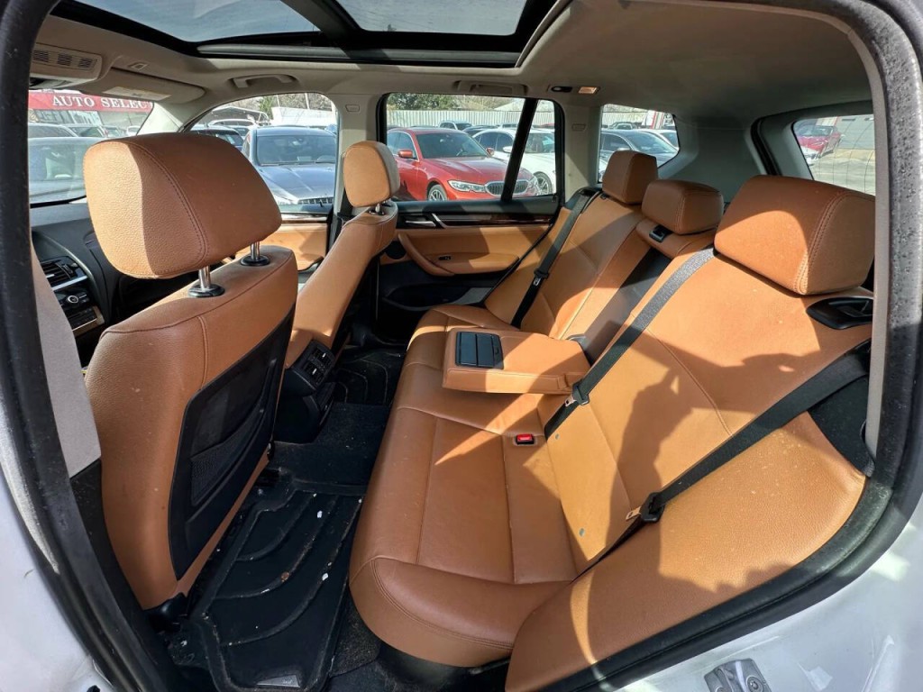 2016 BMW X3 Image 16