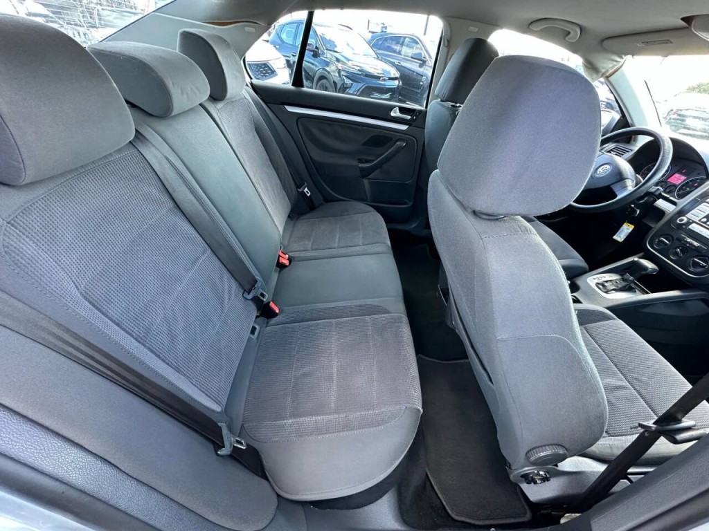 2008 Volkswagen Jetta Image 14