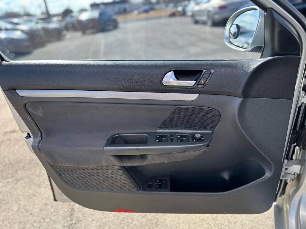 2008 Volkswagen Jetta Image 19