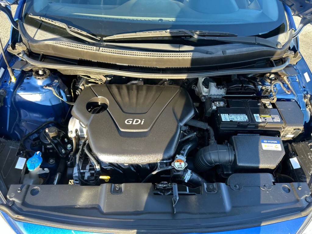 2015 Hyundai Accent Image 19