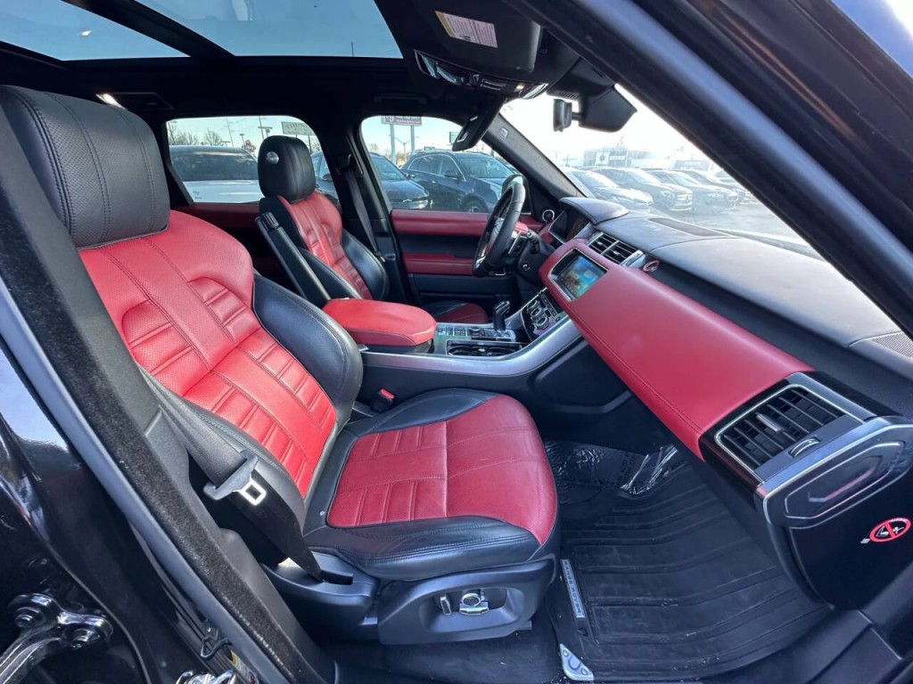 2017 Land Rover Range Rover Sport Image 13